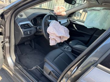 BMW X1 sDrive16d Automatik Advantage F48