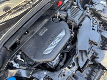 BMW X1 sDrive16d Automatik Advantage F48