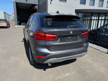 BMW X1 sDrive16d Automatik Advantage F48