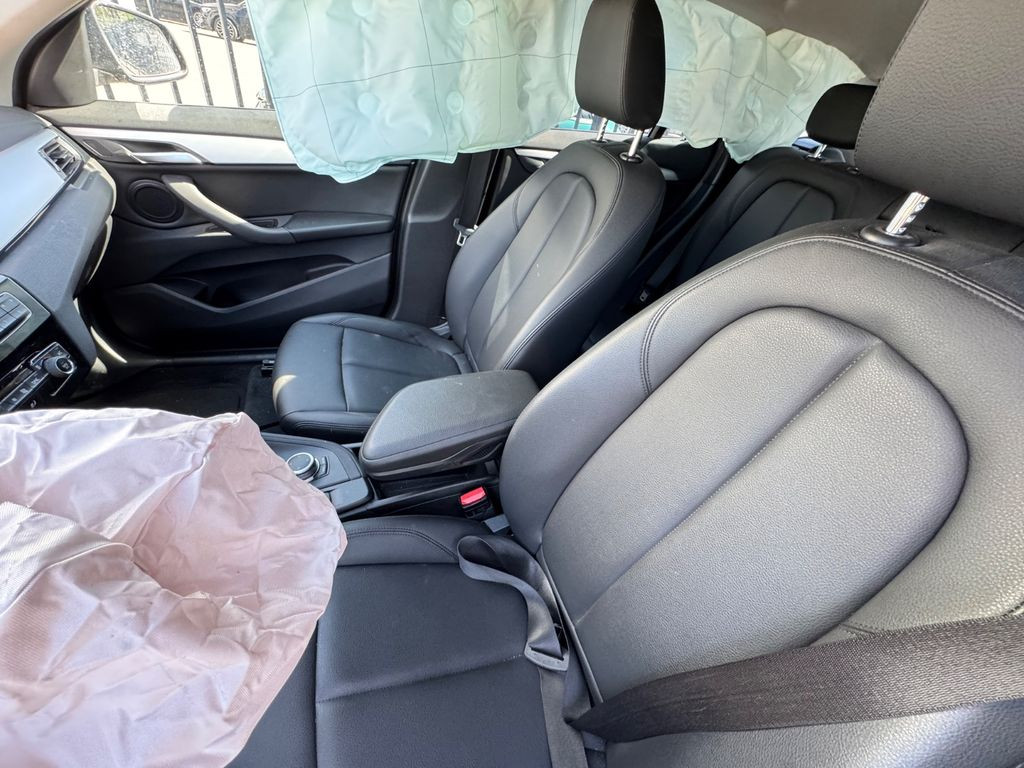 BMW X1 sDrive16d Automatik Advantage F48