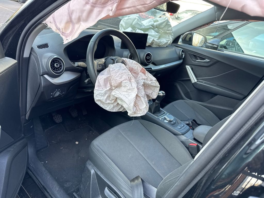Audi Q2 30 TFSI  MMi