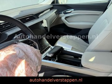 Audi E-tron 55 Quattro Advanced 300KW