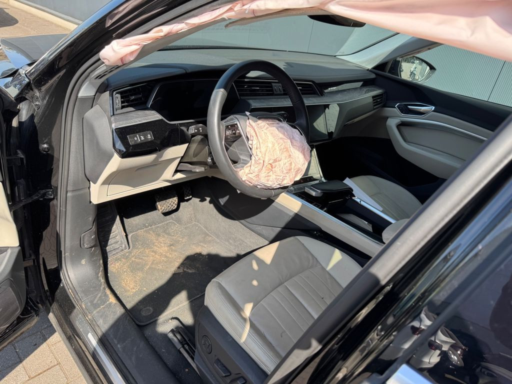 Audi E-tron 55 Quattro Advanced 300KW