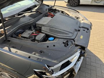 Audi E-tron 55 Quattro Advanced 300KW