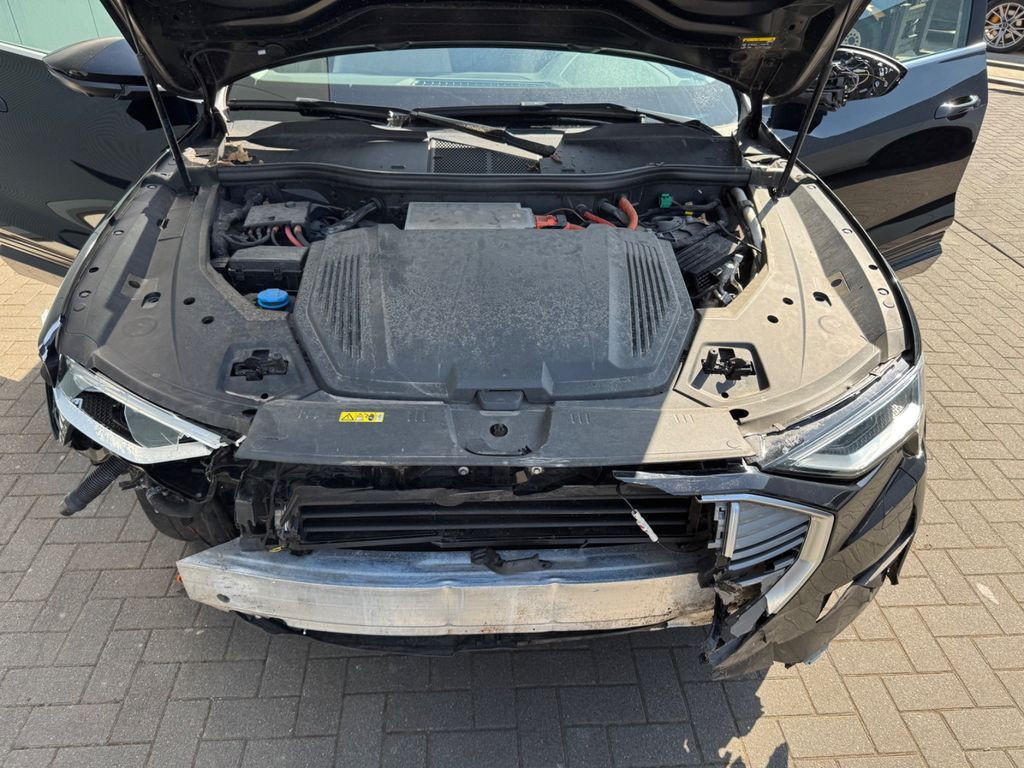 Audi E-tron 55 Quattro Advanced 300KW