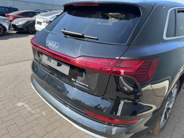 Audi E-tron 55 Quattro Advanced 300KW