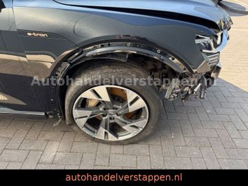 Audi E-tron 55 Quattro Advanced 300KW