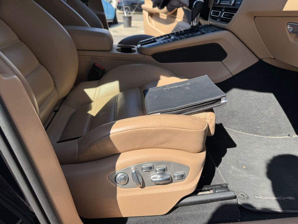Porsche Macan GTS 2.9L 280KW
