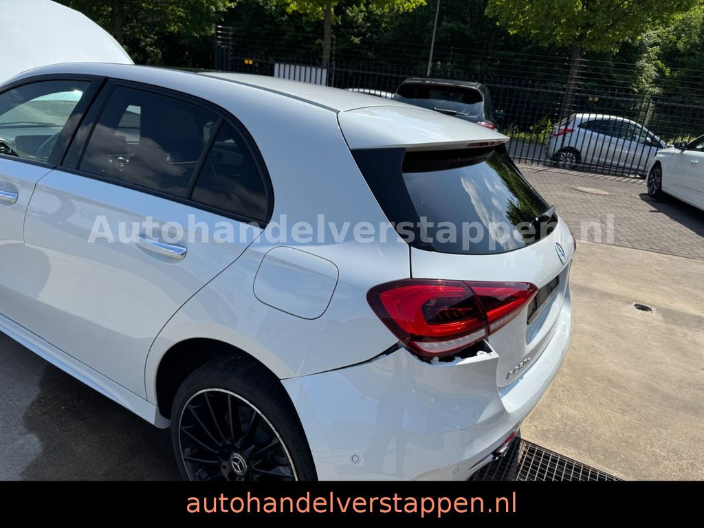 Mercedes-Benz A 250 e Hybrid AMG Sport Pano Burm Memory