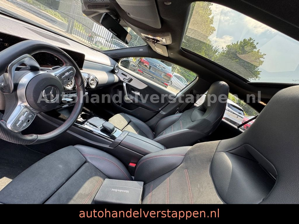 Mercedes-Benz A 250 e Hybrid AMG Sport Pano Burm Memory