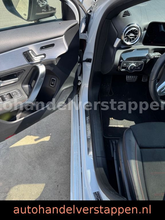 Mercedes-Benz A 250 e Hybrid AMG Sport Pano Burm Memory