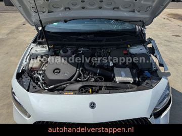 Mercedes-Benz A 250 e Hybrid AMG Sport Pano Burm Memory