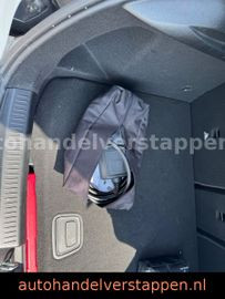 Mercedes-Benz A 250 e Hybrid AMG Sport Pano Burm Memory