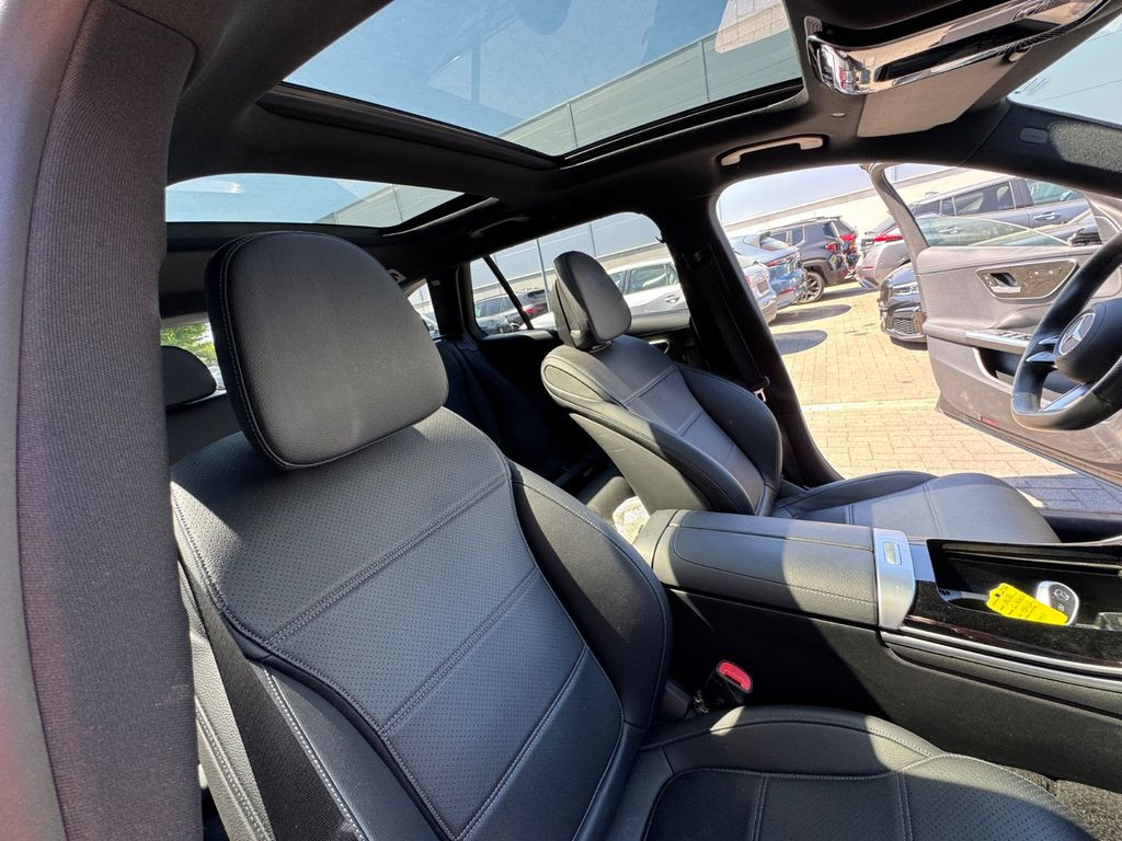 Mercedes-Benz C 300 e AMG Sport Pano Burm Hud Leder
