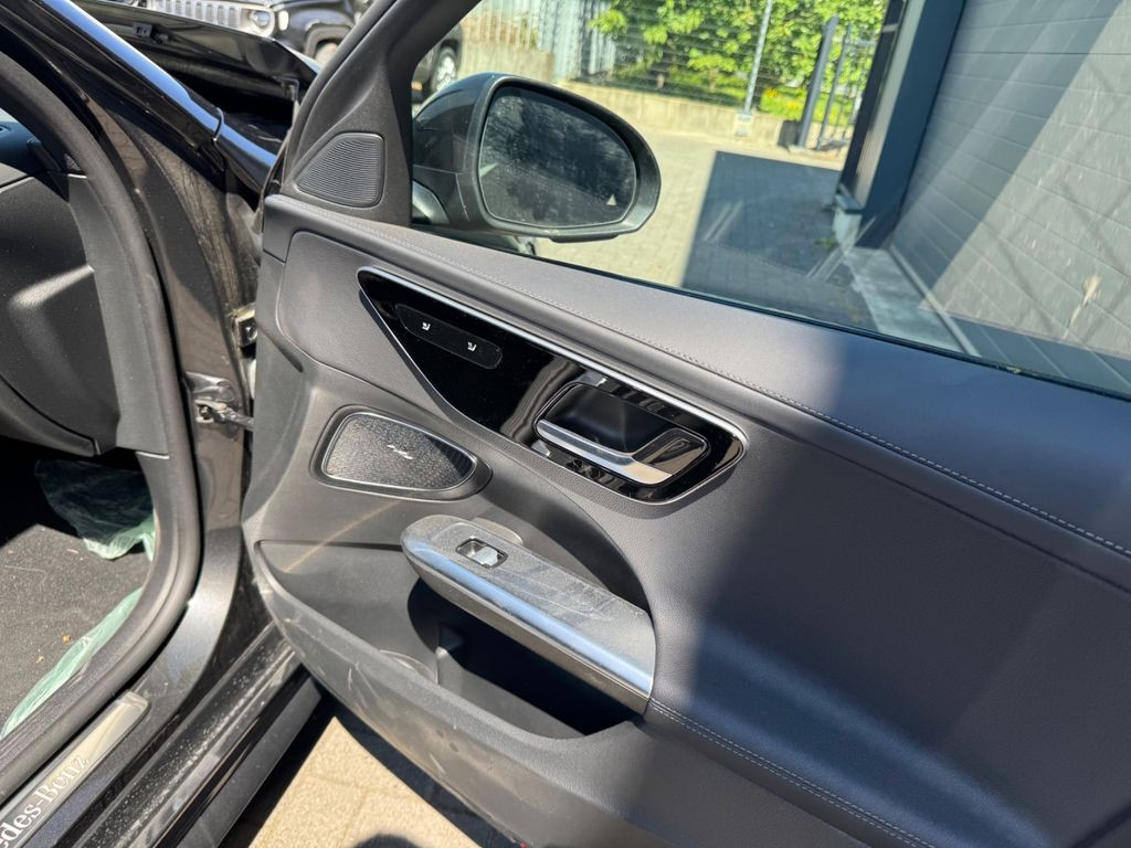 Mercedes-Benz C 300 e AMG Sport Pano Burm Hud Leder
