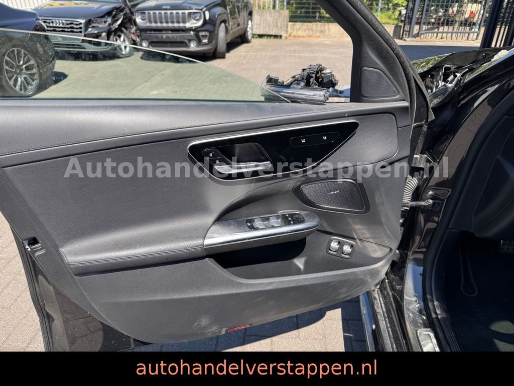 Mercedes-Benz C 300 e AMG Sport Pano Burm Hud Leder