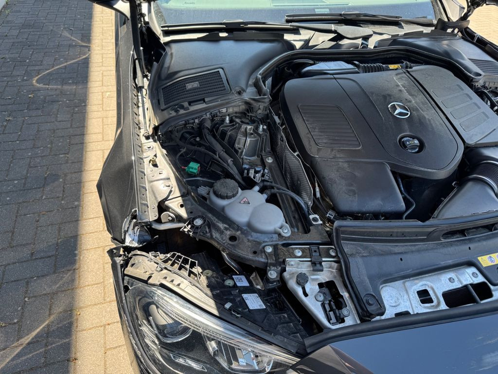 Mercedes-Benz C 300 e AMG Sport Pano Burm Hud Leder