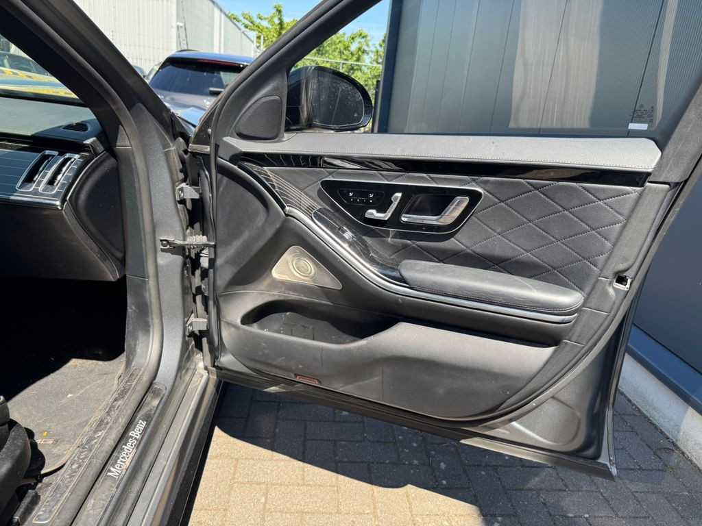 Mercedes-Benz S 580e AMG Sport Pano Burm Nappa Night-Paket