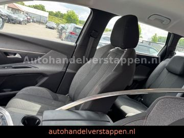 Peugeot 5008 II Active Pack Aut 96 kW Blue-HDI FAP
