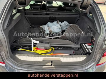 BMW 330e 185KW Plug in M Sport Panorama Laser