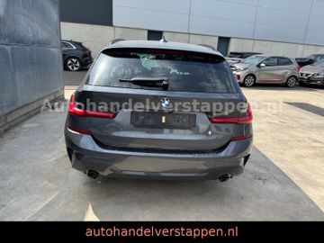 BMW 330e 185KW Plug in M Sport Panorama Laser