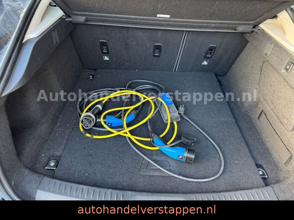 Jaguar I-Pace 400 AWD SE 90KWH Navi/Leder/LED/CAM