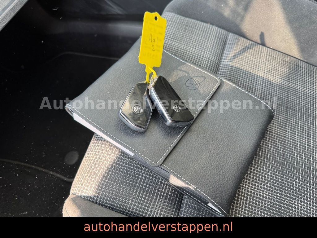 Volkswagen Golf VIII Lim. GTD 200PS Pano Black Style Harman