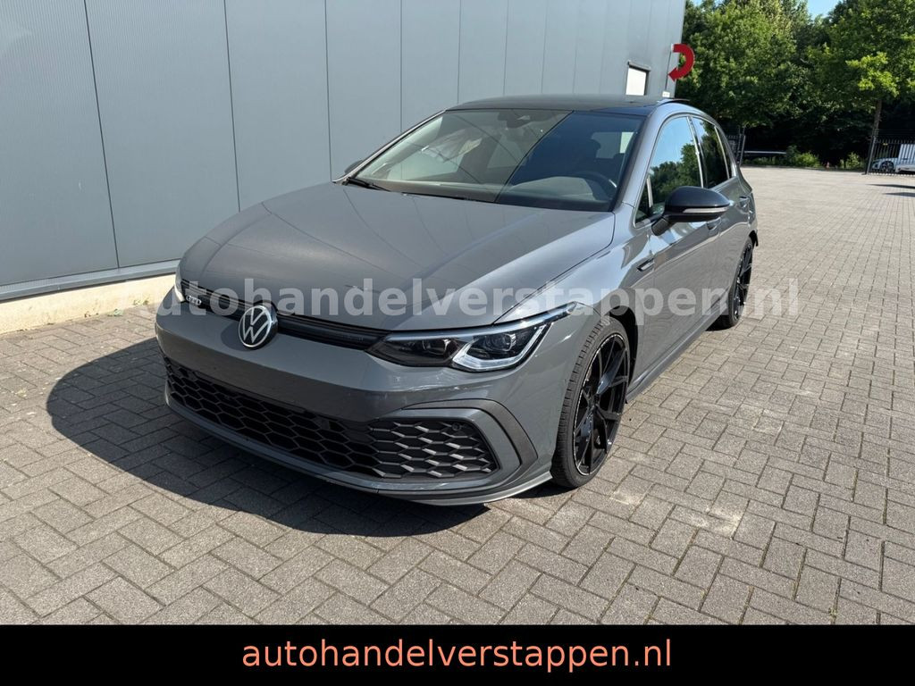 Volkswagen Golf VIII Lim. GTD 200PS Pano Black Style Harman