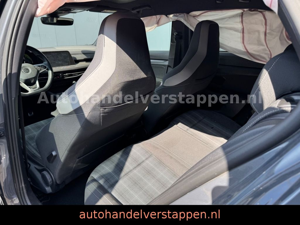 Volkswagen Golf VIII Lim. GTD 200PS Pano Black Style Harman