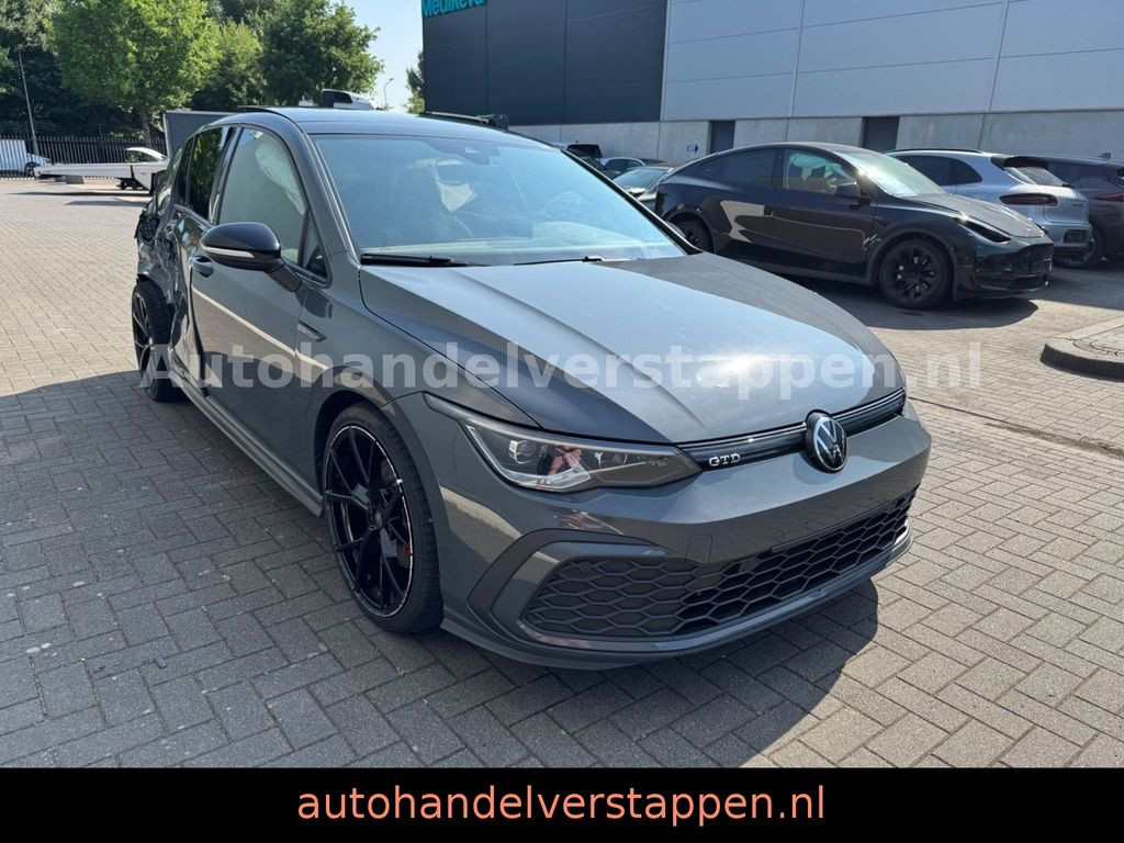 Volkswagen Golf VIII Lim. GTD 200PS Pano Black Style Harman