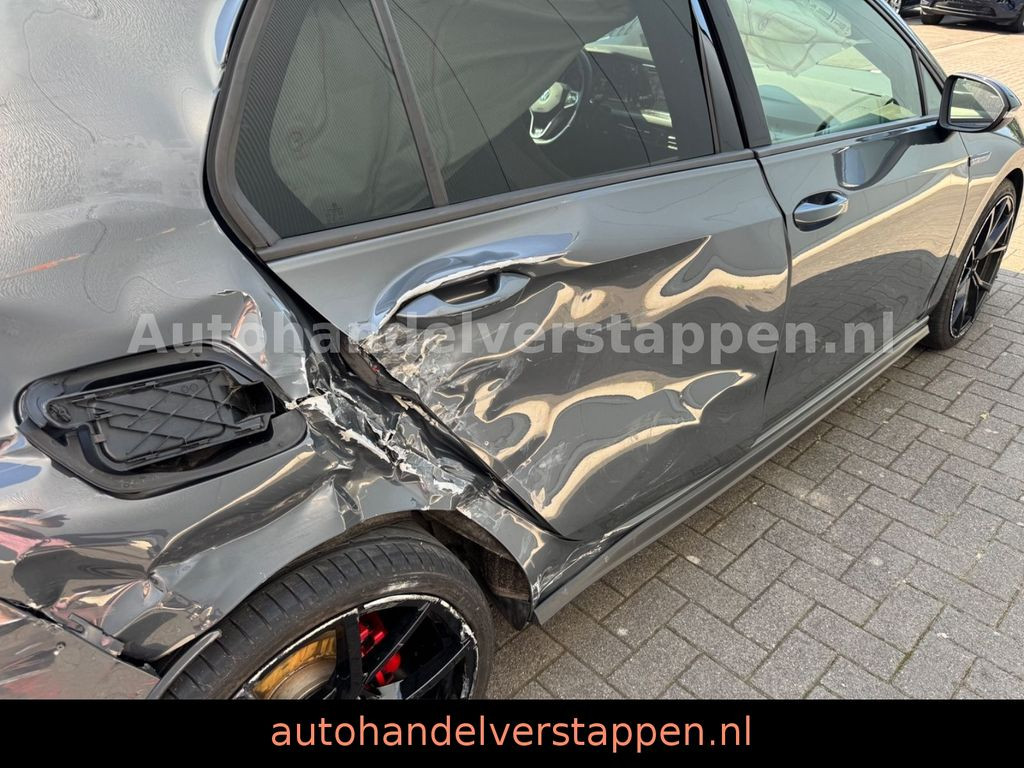 Volkswagen Golf VIII Lim. GTD 200PS Pano Black Style Harman