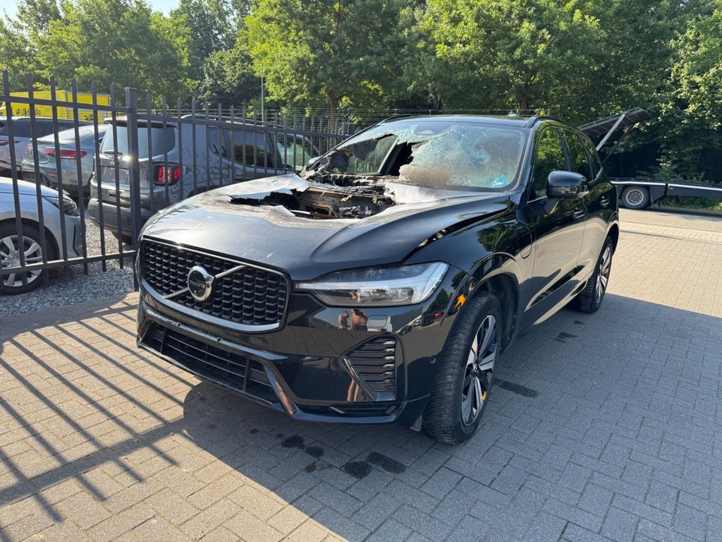 Volvo XC 60 T6 Plus Dark Recharge Plug-In Hybrid AWD