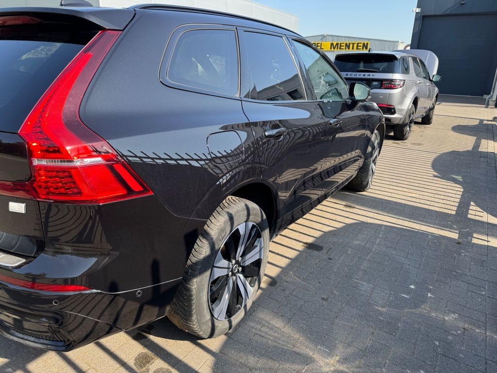 Volvo XC 60 T6 Plus Dark Recharge Plug-In Hybrid AWD