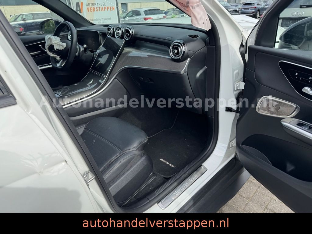 Mercedes-Benz GLC 300d 4Matic AMG Sport 9G-TRONIC Panorama