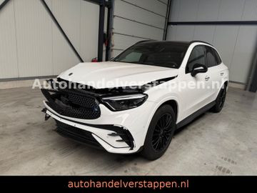 Mercedes-Benz GLC 300d 4Matic AMG Sport 9G-TRONIC Panorama
