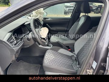 Volkswagen Taigo R-Line Sport Automatic DSG TSI DAB+