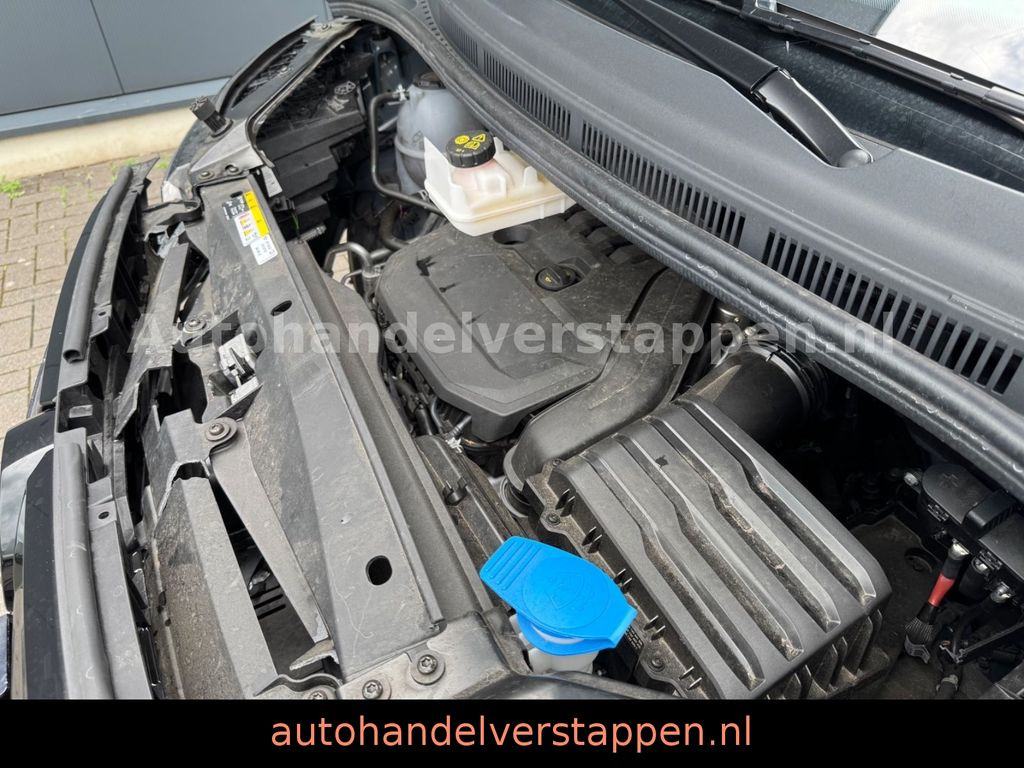 Volkswagen T7 Multivan DSG LANG Pano ACC LED 7-Sitzer