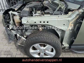 Land Rover Defender 90 P400 First Edition Run Roof