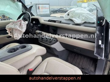 Land Rover Defender 90 P400 First Edition Run Roof
