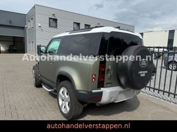 Land Rover Defender 90 P400 First Edition Run Roof