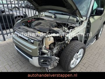 Land Rover Defender 90 P400 First Edition Run Roof