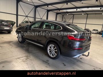 BMW X4 xDrive 20 d Advantage 140KW Pano Leder Navi