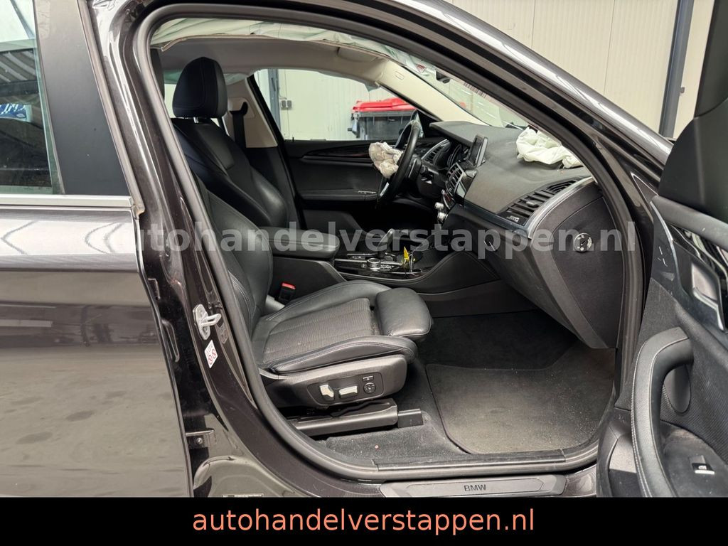 BMW X4 xDrive 20 d Advantage 140KW Pano Leder Navi