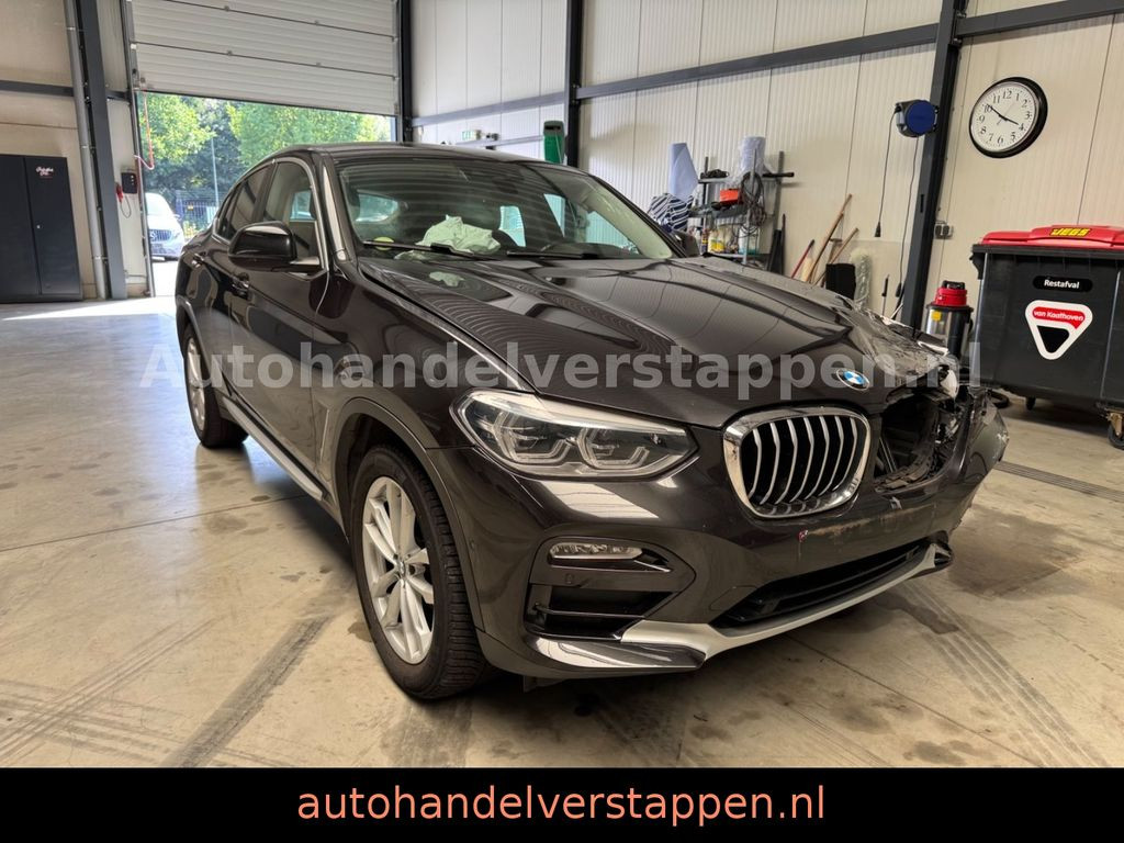 BMW X4 xDrive 20 d Advantage 140KW Pano Leder Navi