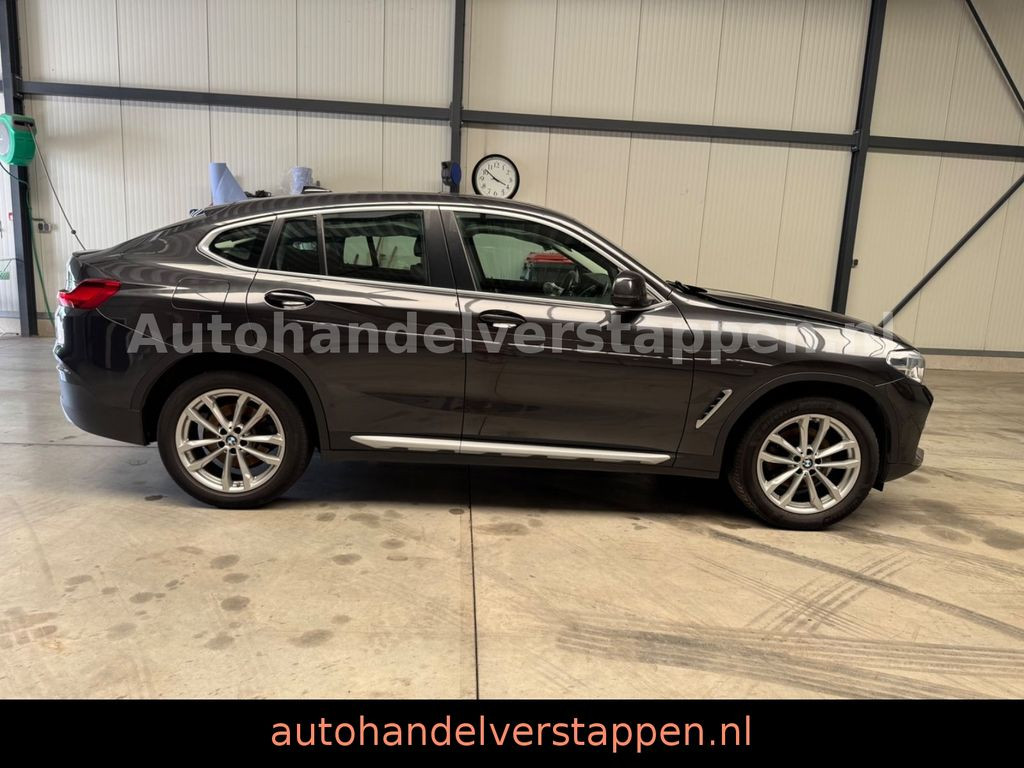 BMW X4 xDrive 20 d Advantage 140KW Pano Leder Navi