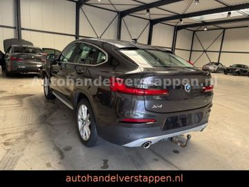 BMW X4 xDrive 20 d Advantage 140KW Pano Leder Navi
