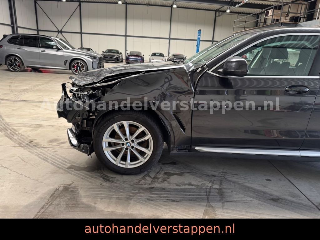 BMW X4 xDrive 20 d Advantage 140KW Pano Leder Navi