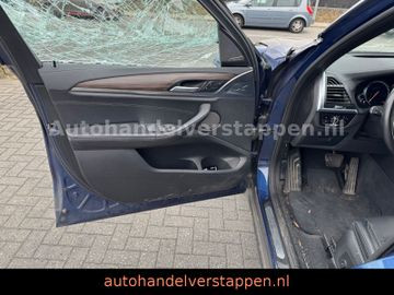 BMW X3 xDrive 30 i Luxury Line Harman 185KW