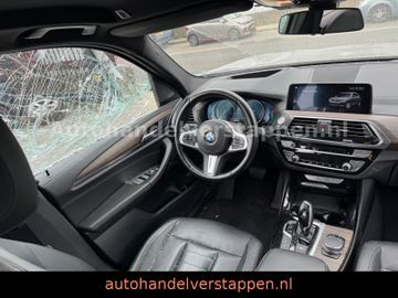 BMW X3 xDrive 30 i Luxury Line Harman 185KW