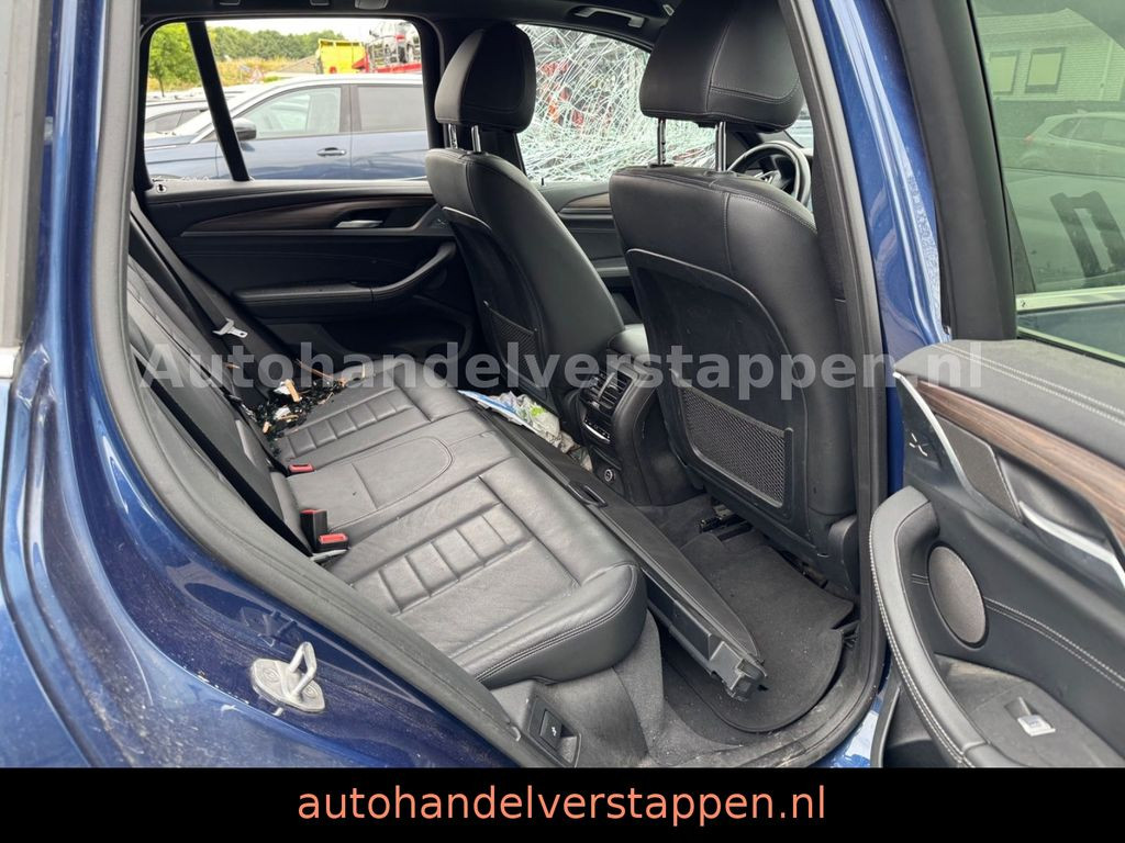 BMW X3 xDrive 30 i Luxury Line Harman 185KW